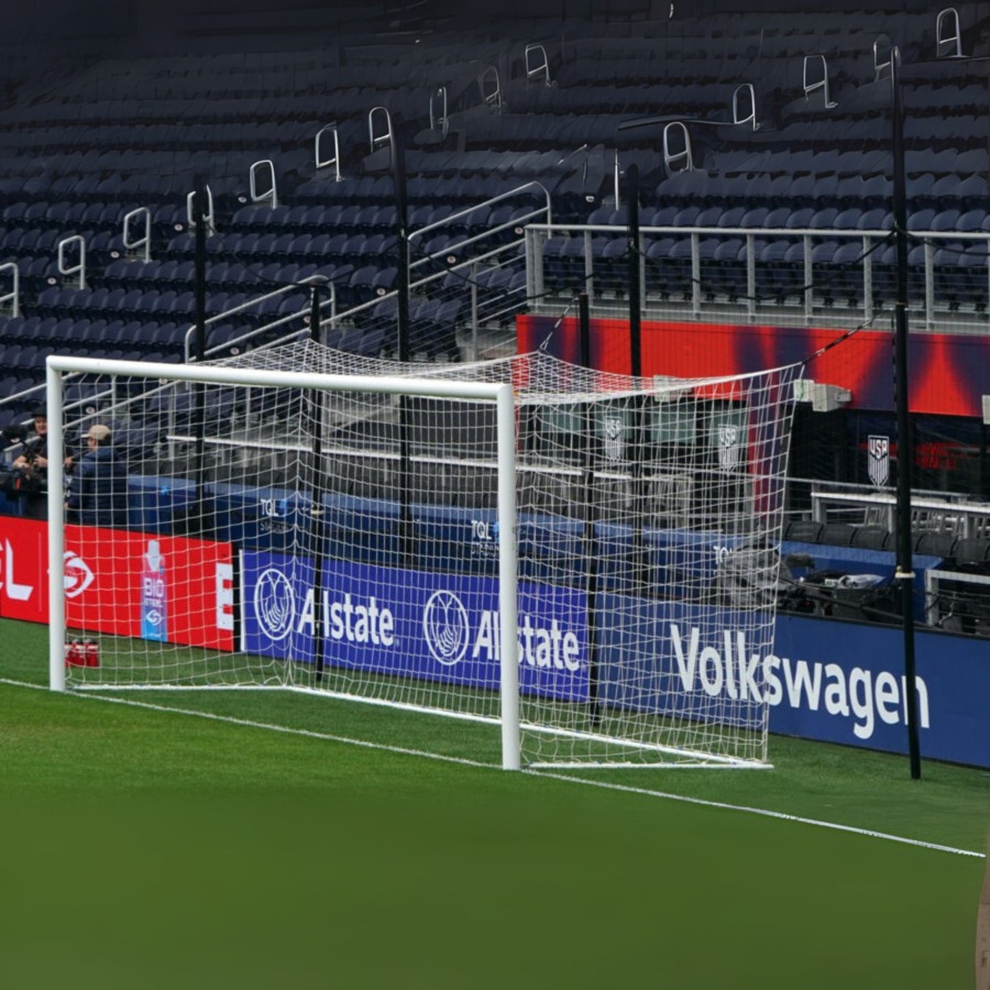 Pro Premier® World Competition Soccer Goal