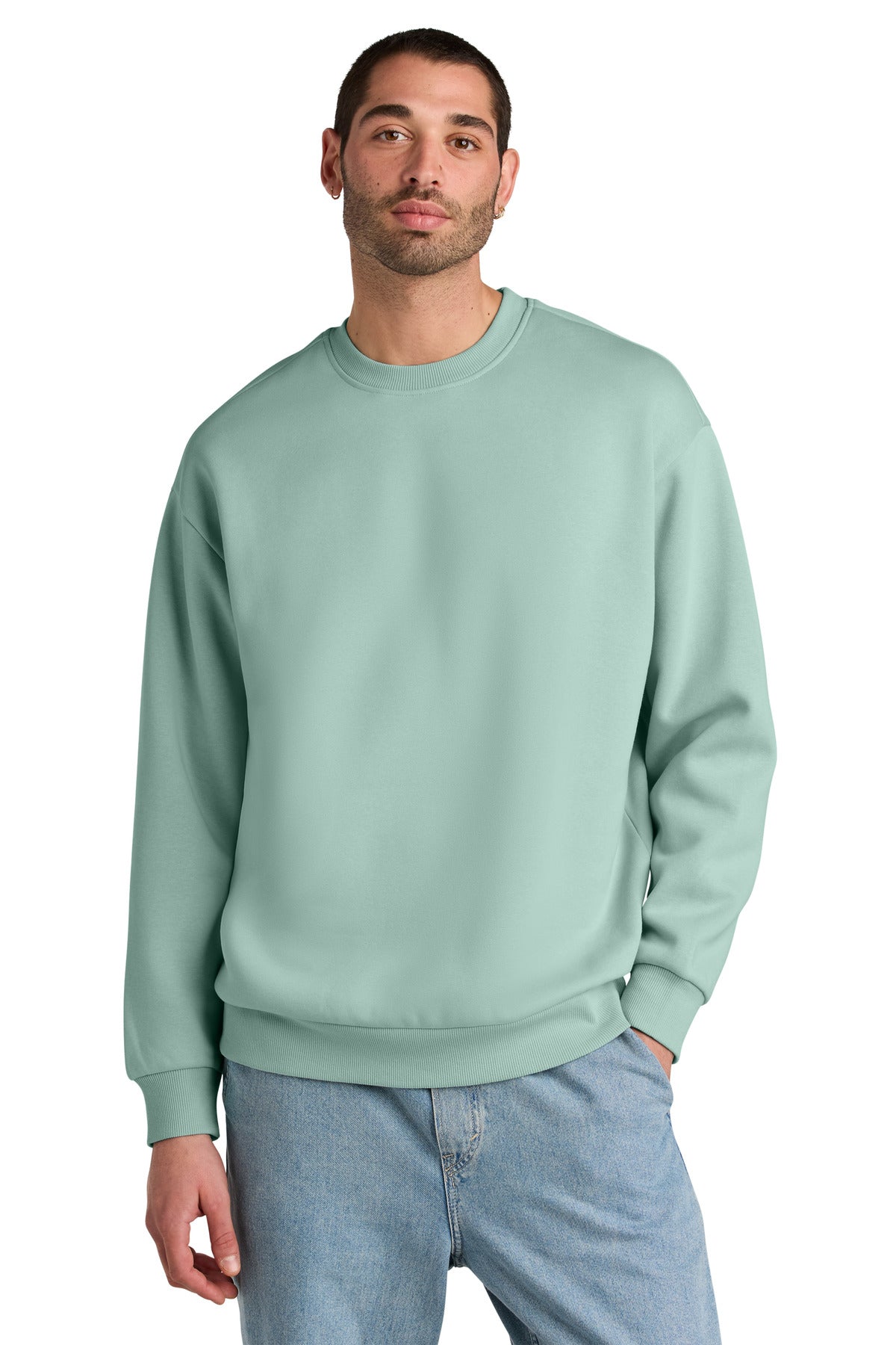 District ® V.I.T. ™ Heavyweight Fleece Crew DT6154